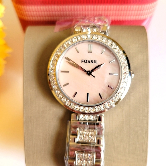 Fossil Watch - Picture 2 of 5